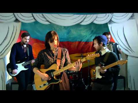 Laura Stevenson and the Cans - Master of Art (Official Video)