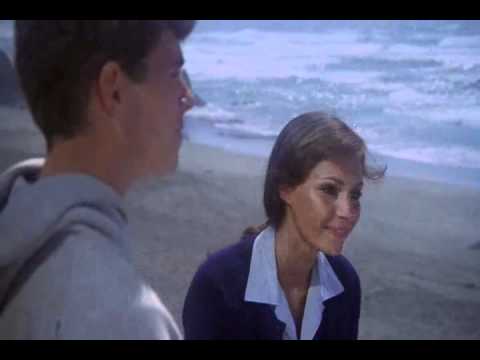 HAPPY BOY  [HD CLIP] ... JENNIFER O'NILL AND GARY GRIMES IN SUMMER OF '42