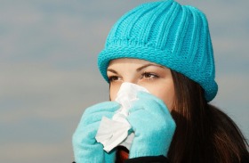 Although the symptoms of flu tend to be more severe, it can't be definitively diagnosed without a test.