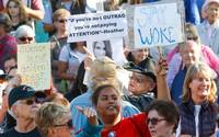 SLO vigil draws hundreds to support victims of Charlottesville violence