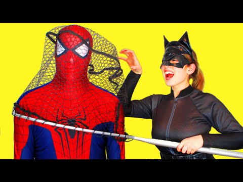 Spiderman vs Catwoman in Real Life! Spiderman is Caught by Catwoman – Fun Superhero Movie!