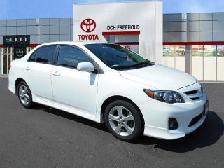 2011 TOYOTA COROLLA S