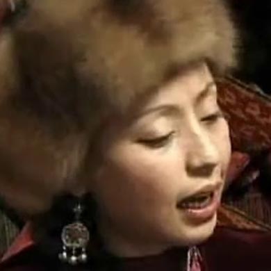 Bardic Divas: Women's Voices in Central Asia