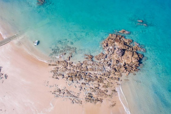 Tour Broome on this 10-day safari.