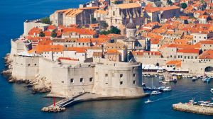 Which city is depicted as King's Landing in Game of Thrones?