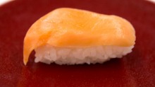 A piece of sushi made by Suzumo's SGP-SNB machine