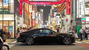 Driving a Rolls-Royce in Tokyo comes with some unforeseen perks.