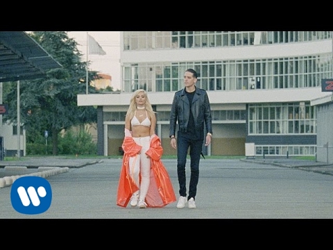 Bebe Rexha - F.F.F. (Fuck Fake Friends) (feat. G-Eazy) [Official Music Video]