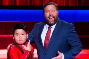 Little Big Shots host Shane Jacobson with Xiongfei. 