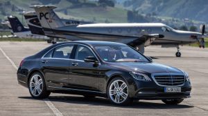 Mercedes-Benz S-Class looks like a winner. 