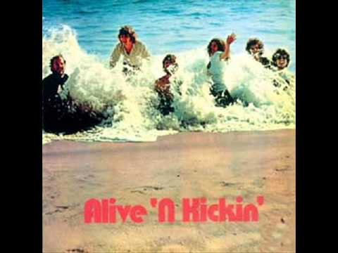 Alive And Kicking - Tighter, Tighter (1970)