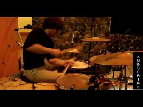 Eduardo McGregor - Less is More (Drum Solo)