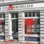 Farbe, Buttersäure und Steine für Immobilienfirma "von Poll"