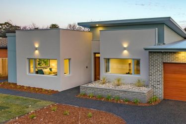 Downer suburb record smashed by more than $300,000