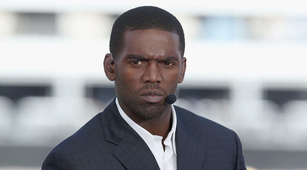 Randy Moss says there's a lot of 'losers' in the country who protest