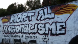 radicalgraff:
“ “Death to Nationalism! Neither flags, nor borders! (A)”
In Barcelona, July 2017
”