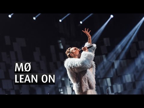 MØ - LEAN ON - The 2015 Nobel Peace Prize Concert