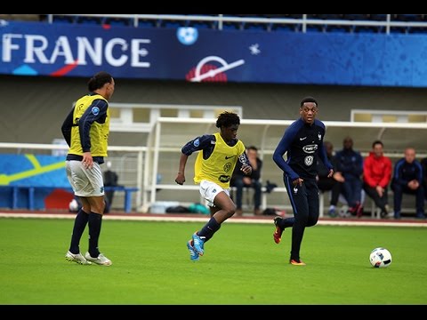 Victoire des Bleus face aux U19 du Paris FC