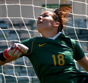 PHOTO MARINA NEIL - FRIDAY 6TH FEBRUARY 2009 - MATILDAS TRAINING - Goak Keeper, Lydia Williams.