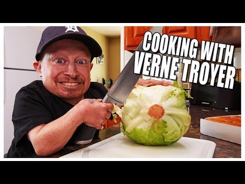 COOKING WITH VERNE TROYER | Verne's Vlogs