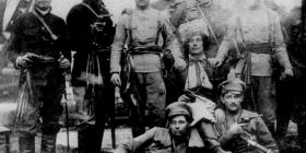 Fyodor Schuss, center-right, poses with other Makhnovists