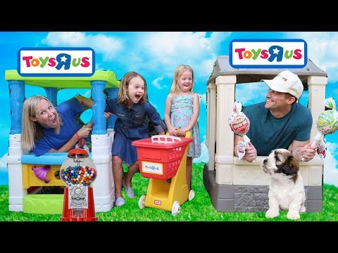 FAKE Toys R Us Stores Compete for Customers ~ Kids Prank Video