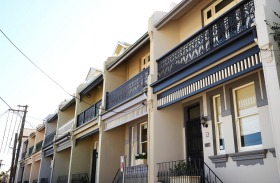 Clearance rates are starting to track lower for residential property auctions in Sydney.