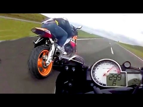 5 Crazy Minutes of PURE ADRENALINE RUSH! ❱ BMW HONDA STREET RACING