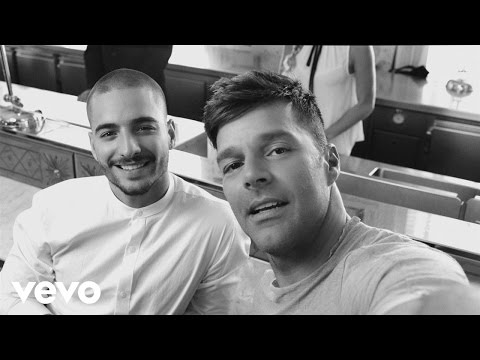 Ricky Martin - Vente Pa' Ca (Official Video) ft. Maluma