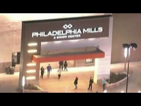 Four arrested in planned Philadelphia mall fight