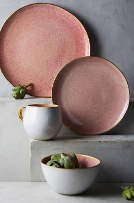 Ceramics to wait for, it's the coral glazed Perasima dinnerware range by Anthropologie. Let's hope they answer our prayers.