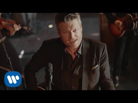 Blake Shelton - "I'll Name The Dogs" (Official Music Video)