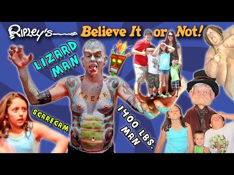 SCARING STRANGERS in TEXAS! Ripley's Believe It or Not! Scare Cam!  (FUNnel Vision TX Trip Part 2)