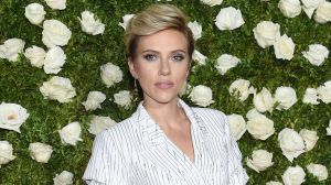 Scarlett Johansson seems to want to keep her relationship with Colin Jost very low-key.