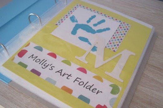 An art binder with plastic pocket sleeves might be the easiest and quickest way to get organised. Source: <a ...