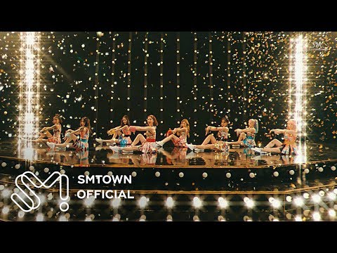 Girls' Generation 소녀시대 'Holiday' MV