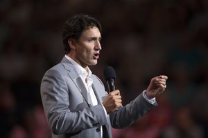 Canada’s Prime Minister Justin Trudeau speaks during the 2017 Invictus Games opening ceremonies in Toronto, Canada Sept. 23, 2017.