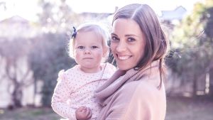 Anna Davis and her daughter in Tamworth.