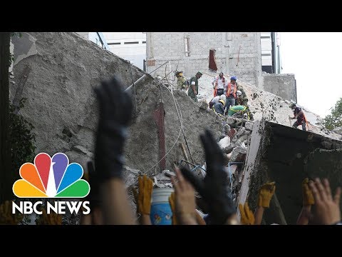 Mexico Earthquake: Citizens Become Heroes Searching For Survivors Among Rubble | NBC News