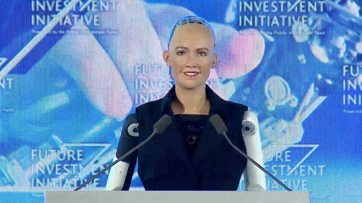 The world's first robot 'citizen' just took a dig at Elon Musk