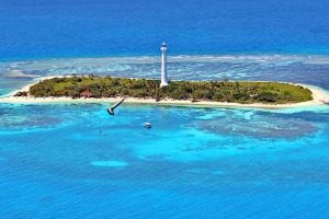 Survol de l'ilot Amedee Island.