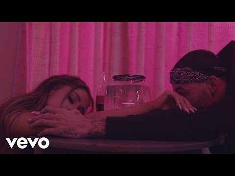 Ariana Grande - Into You