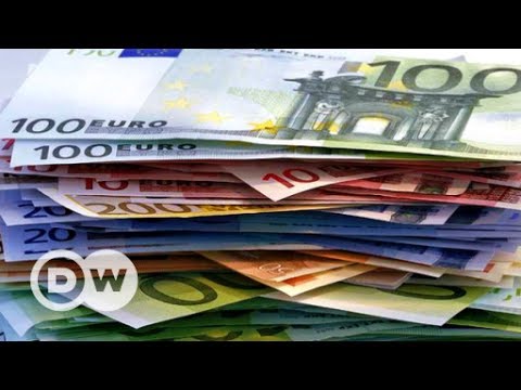 How the rich get richer – money in the world economy | DW Documentary