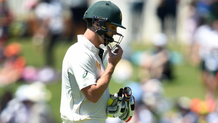 Australian batsman Mitchell Marsh leaves the field after being dsmissed by South African bowler Vernon Philander for nought on day 2 of the first Test match between Australia and South Africa at the Western Australia Cricket Ground (WACA) in Perth, Friday, Nov. 4, 2016. (AAP Image/Dave Hunt) NO ARCHIVING, EDITORIAL USE ONLY, IMAGES TO BE USED FOR NEWS REPORTING PURPOSES ONLY, NO COMMERCIAL USE WHATSOEVER, NO USE IN BOOKS WITHOUT PRIOR WRITTEN CONSENT FROM AAP