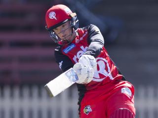 Jess Duffin of the Renegades bats during the Women's Big Bash League cricket match between the Melbourne Renegades and the Sydney Thunder at North Sydney Oval in Sydney, on Saturday, December 9, 2017. (AAP Image/Craig Golding) NO ARCHIVING, EDITORIAL USE ONLY, IMAGES TO BE USED FOR NEWS REPORTING PURPOSES ONLY, NO COMMERCIAL USE WHATSOEVER, NO USE IN BOOKS WITHOUT PRIOR WRITTEN CONSENT FROM AAP