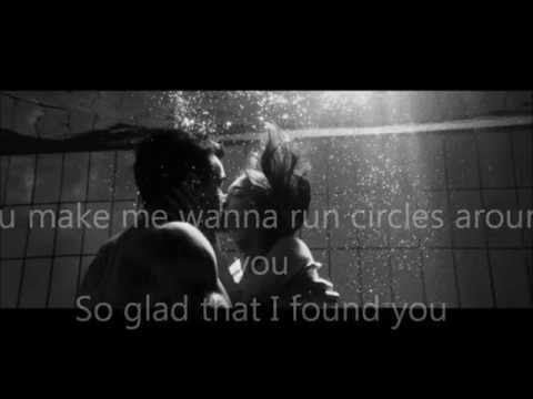 Stanaj - Romantic ( Lyrics Video )