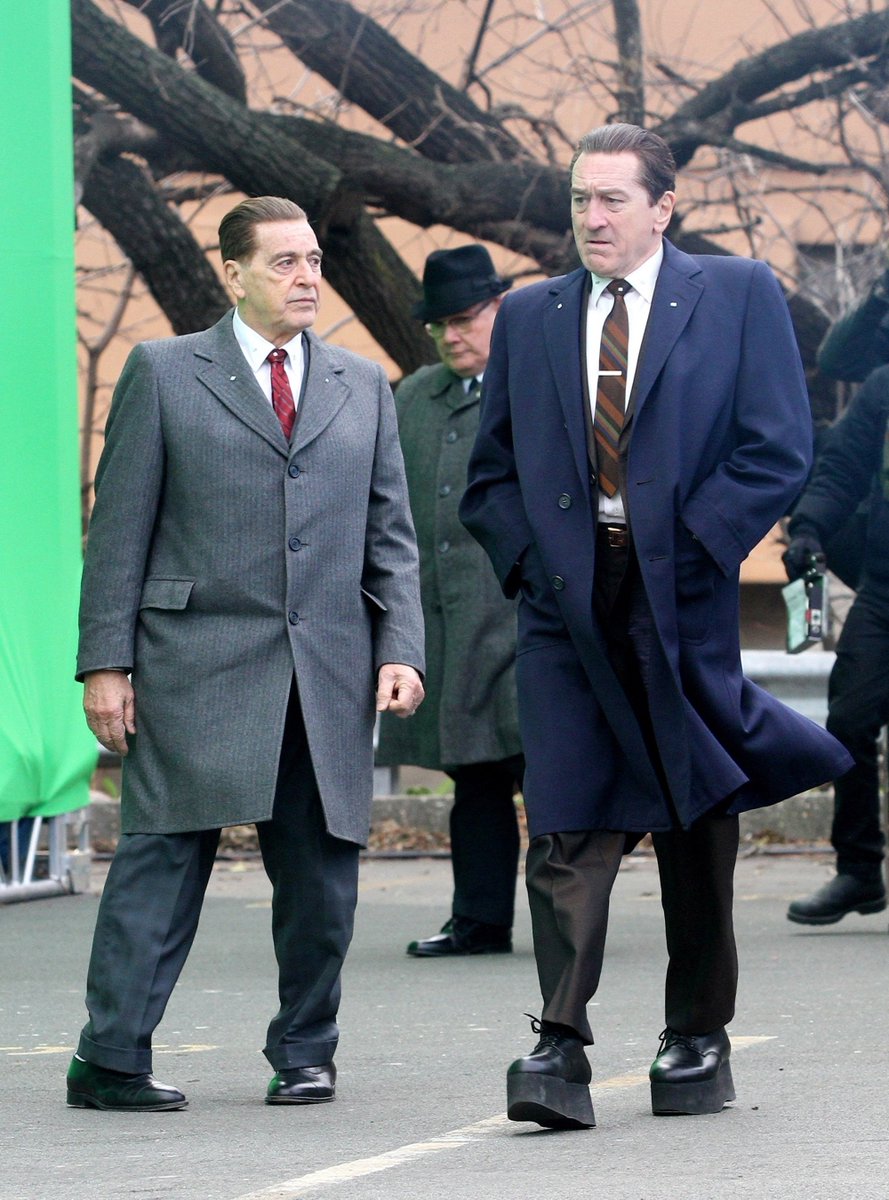 Robert De Niro rocks platforms to look taller next to Al Pacino 