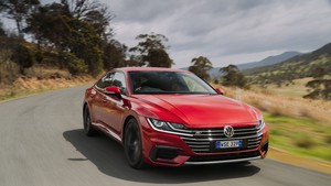 2018 Volkswagen Arteon 206TSI R-Line