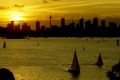 Sun setting on Sydney before a predicted 42 degrees scorcher tomorrow. Sun 041129.SMH.News.Photo Steven Siewert SPECIALX ...