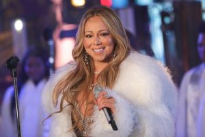 Mariah Carey made up for last year's disaster at Times Square's NYE festivities.